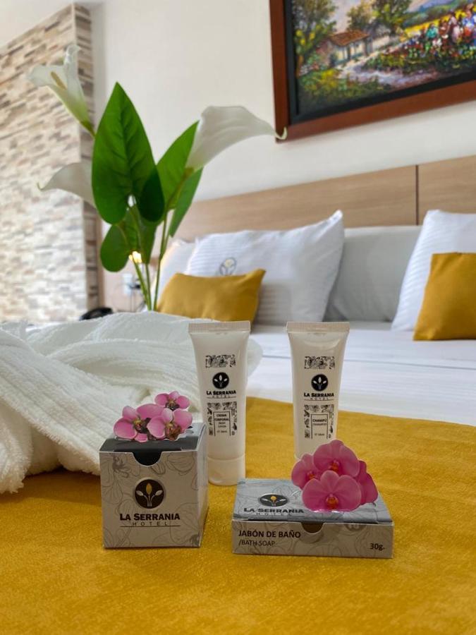 Hotel La Serrania ブカラマンガ エクステリア 写真