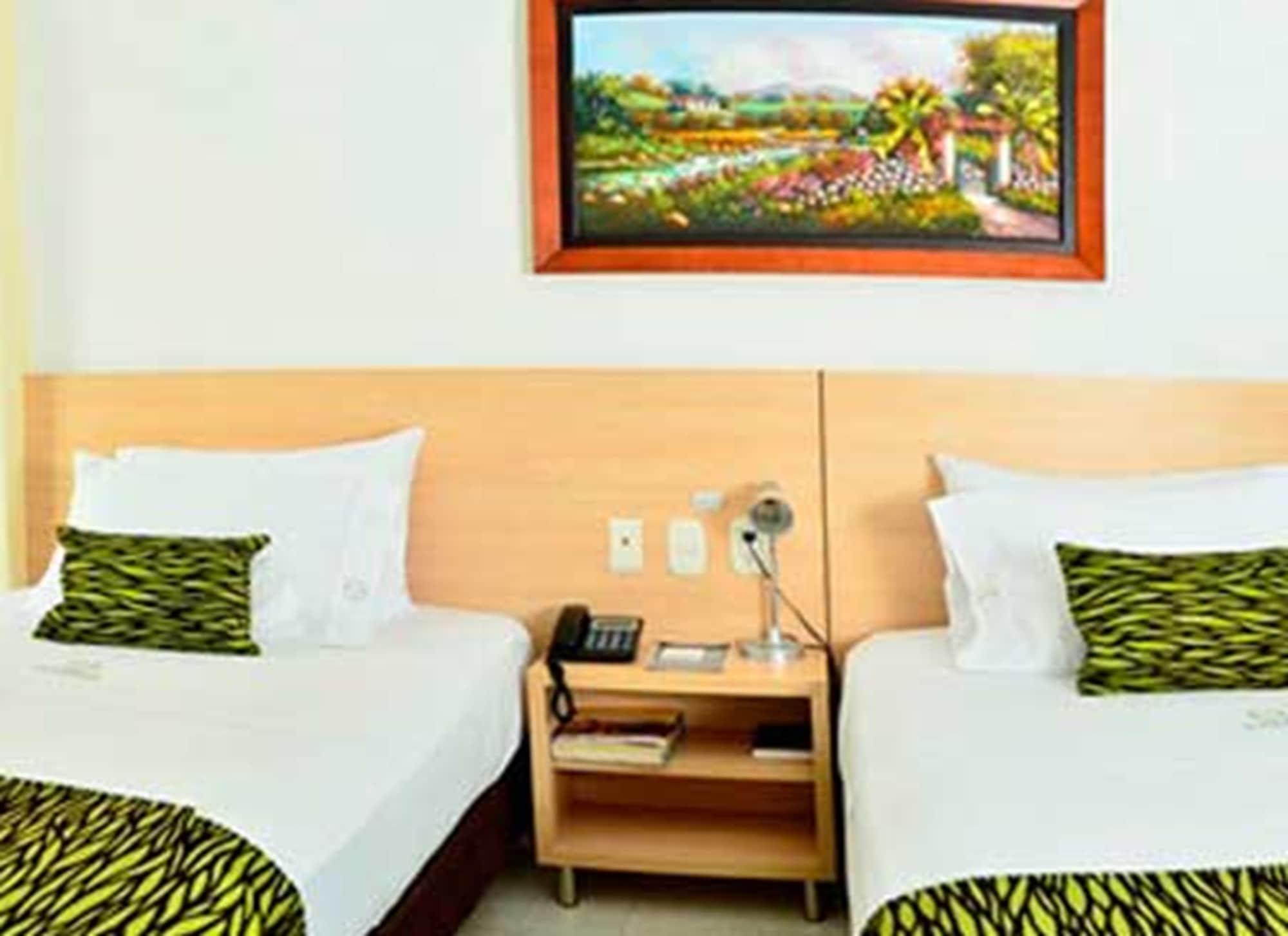 Hotel La Serrania ブカラマンガ エクステリア 写真
