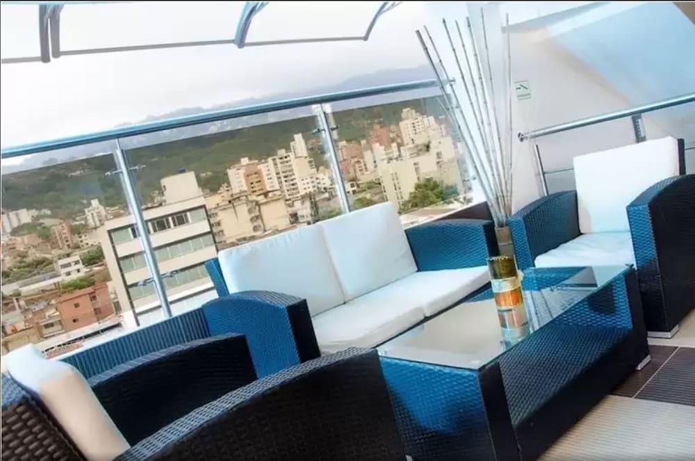 Hotel La Serrania ブカラマンガ エクステリア 写真