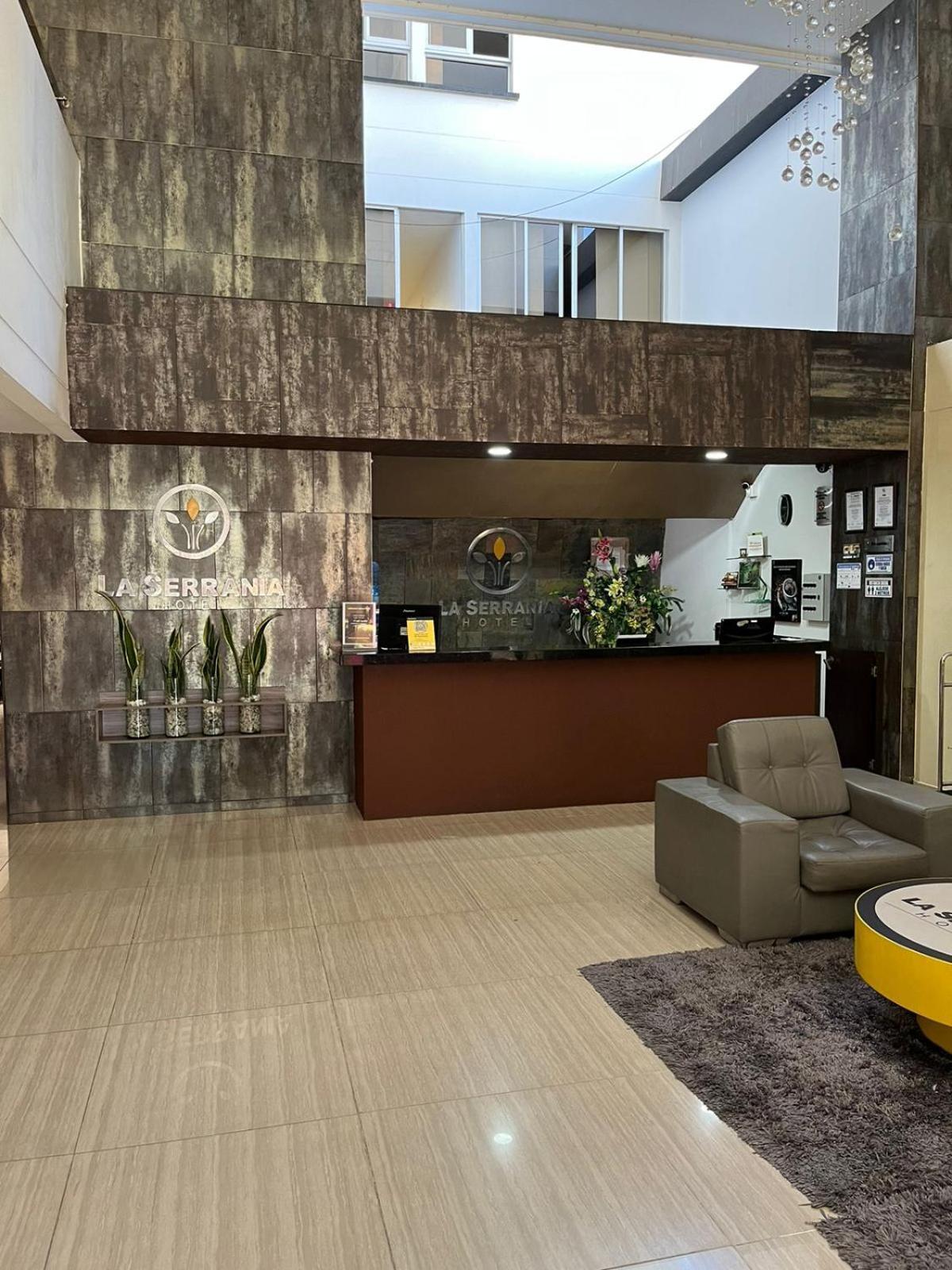 Hotel La Serrania ブカラマンガ エクステリア 写真