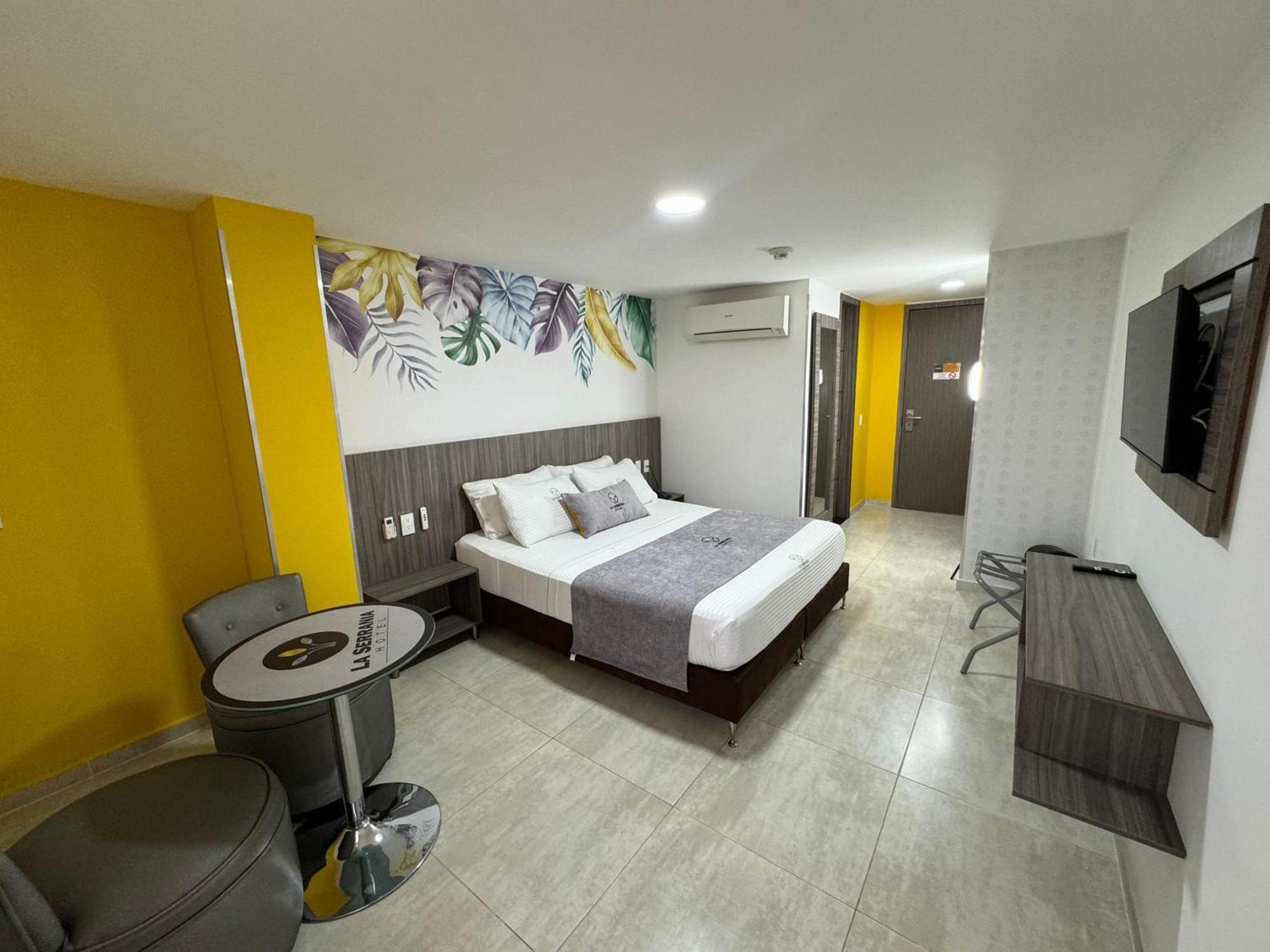 Hotel La Serrania ブカラマンガ エクステリア 写真